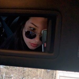 Meet your Posher, Paula